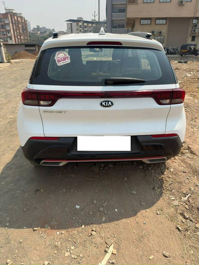 https://images10.gaadi.com/usedcar_image/4547277/original/processed_13068908185d5e5f38b36ac439e1cf7a.jpg?imwidth=6401