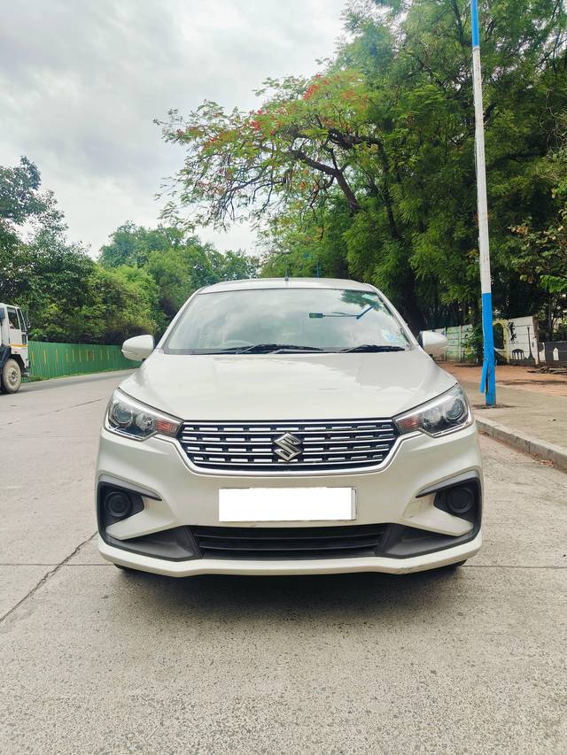 https://images10.gaadi.com/usedcar_image/4547282/original/processed_59433edea0fccec8501ee573d4643575.jpg?imwidth=6400