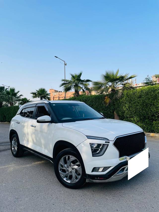 https://images10.gaadi.com/usedcar_image/4547292/original/processed_6b0869fe3098abebbacb3afbcace7938.jpg?imwidth=6400