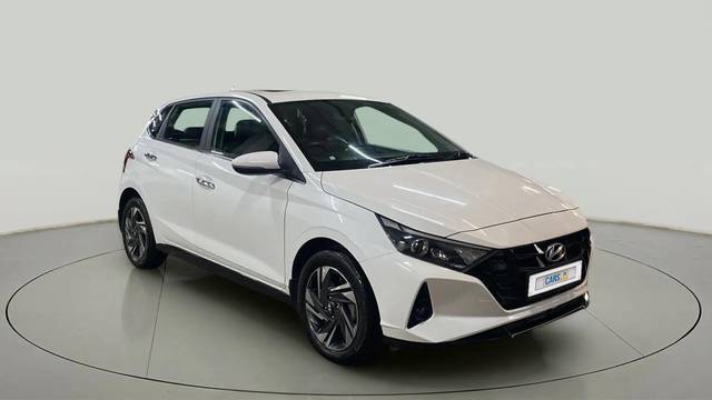 https://images10.gaadi.com/usedcar_image/4547301/original/6292b72fab5079a2210ba719ea867c97.jpg?imwidth=6400
