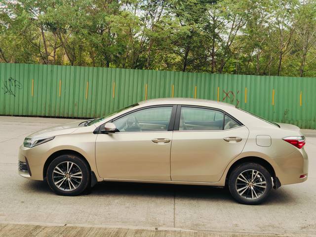 https://images10.gaadi.com/usedcar_image/4547310/original/42ea2ea24d6120b4259061ae83f0146f.jpg?imwidth=6402