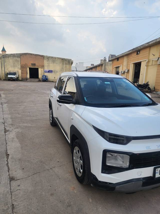 https://images10.gaadi.com/usedcar_image/4547316/original/0d7ac45676cddc90044ad9882dd22840.jpg?imwidth=6401