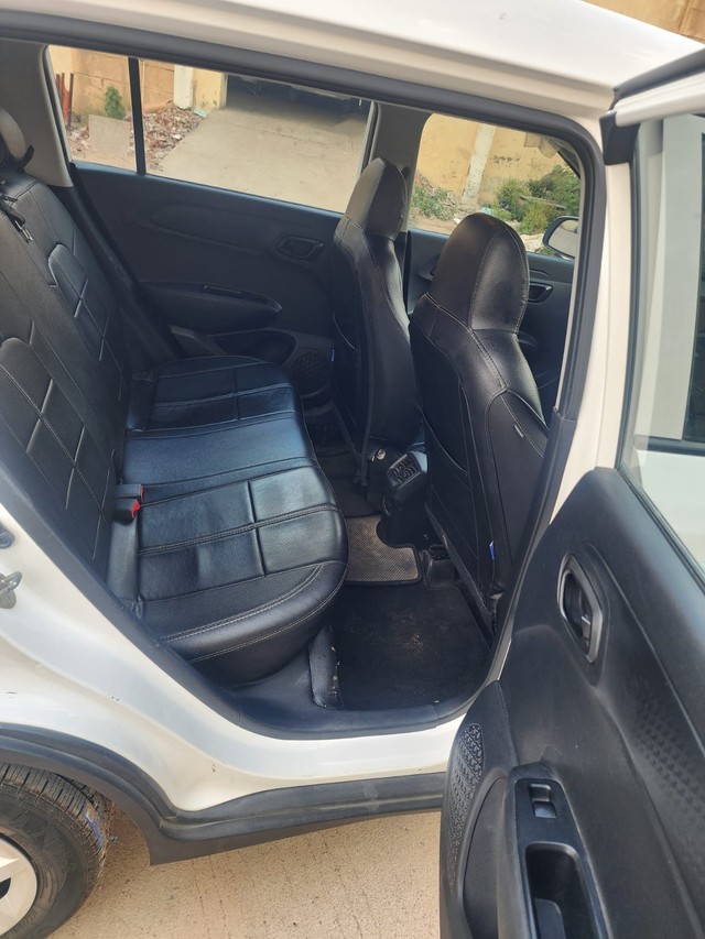 Second-hand 2020 Tata Altroz XM for sale in Sabarkantha-6