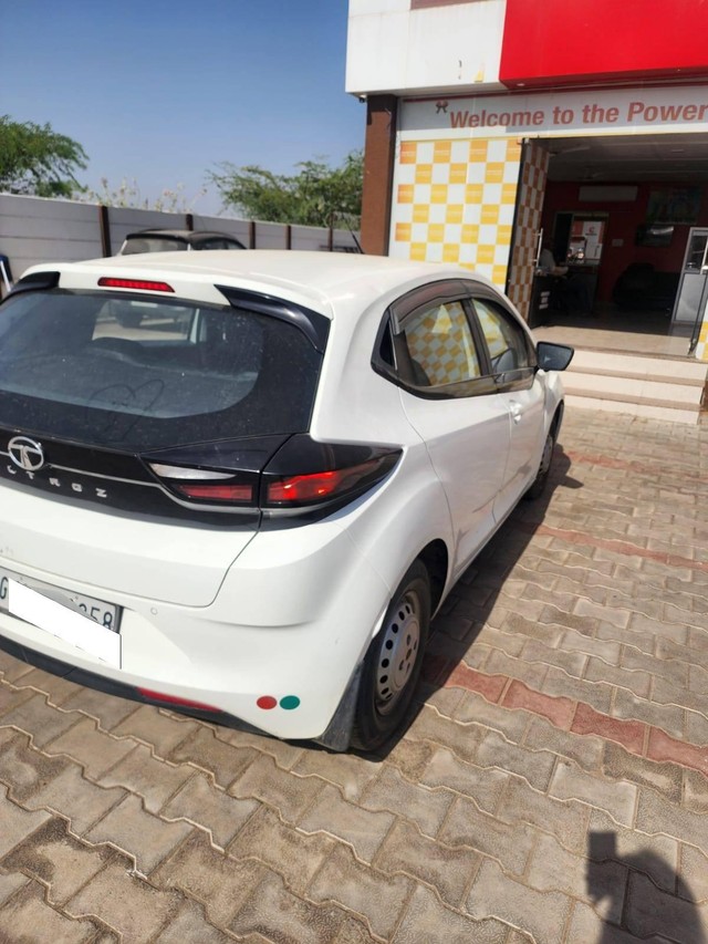 Second-hand 2020 Tata Altroz XM for sale in Sabarkantha-8