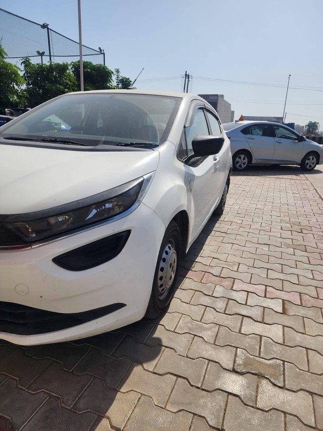 Second-hand 2020 Tata Altroz XM for sale in Sabarkantha-4