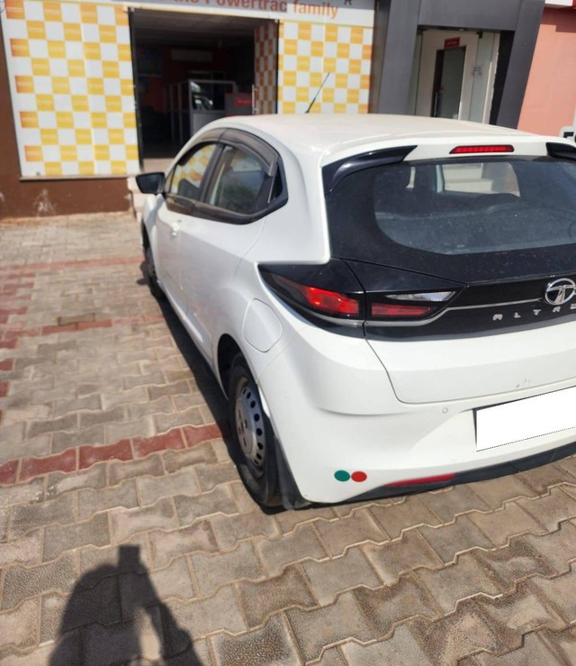Second-hand 2020 Tata Altroz XM for sale in Sabarkantha-9