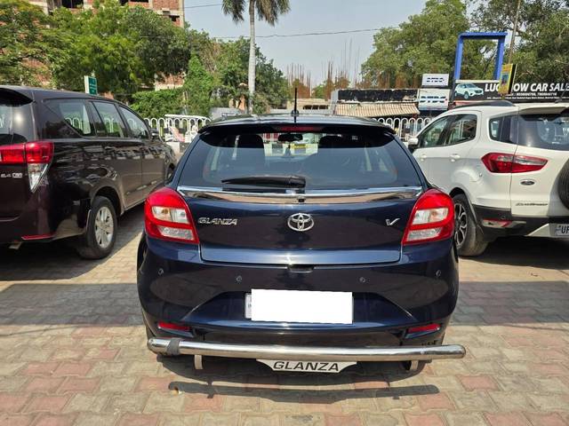 https://images10.gaadi.com/usedcar_image/4547332/original/processed_f41413edf888e186863b8ec542e90e7f.jpg?imwidth=6401