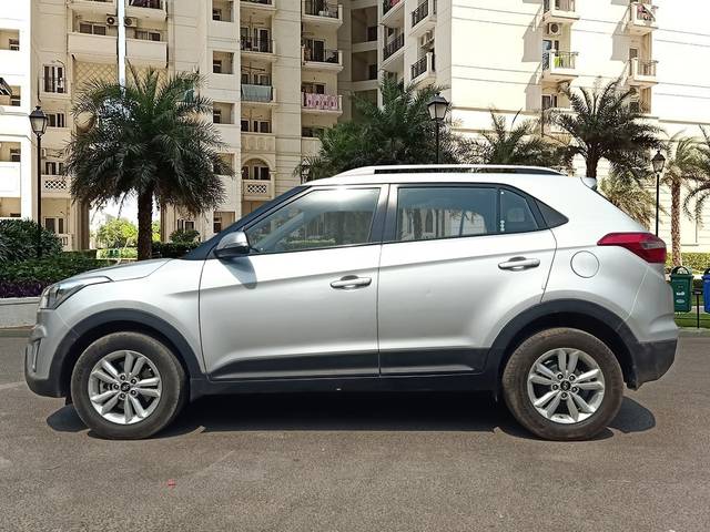https://images10.gaadi.com/usedcar_image/4547341/original/9dc8187a472c61408ec6c1fbd72f9dea.jpg?imwidth=6402