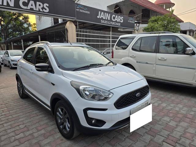 https://images10.gaadi.com/usedcar_image/4547342/original/processed_0d9fd5abe374795925570ddbe9fa21cc.jpg?imwidth=6400