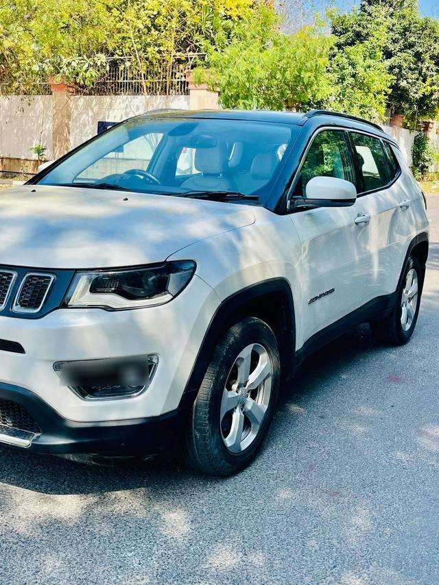 https://images10.gaadi.com/usedcar_image/4547399/original/processed_a71ee2507802fc9f3e3e81e4f4235718.jpg?imwidth=6400