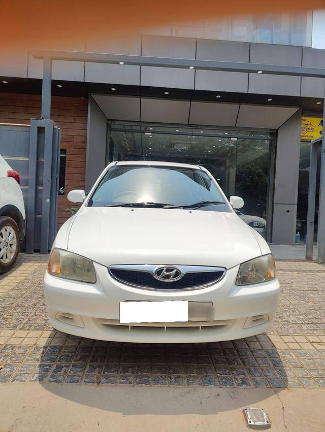 https://images10.gaadi.com/usedcar_image/4547402/original/processed_6a20f69076e38c6ab85caabcb9108a48.jpg?imwidth=6400