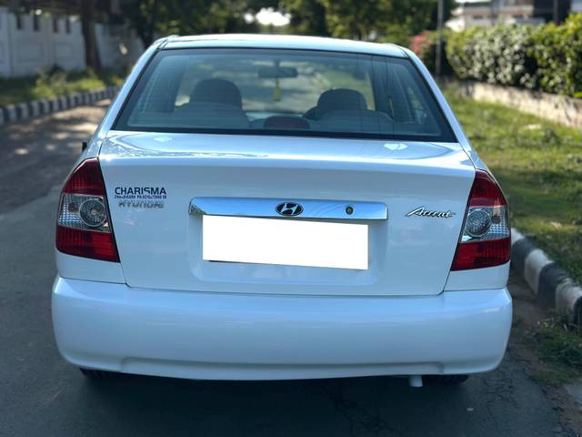 https://images10.gaadi.com/usedcar_image/4547402/original/processed_c35986f6caeca5ed6603eb05d8a9bb93.jpg?imwidth=6401