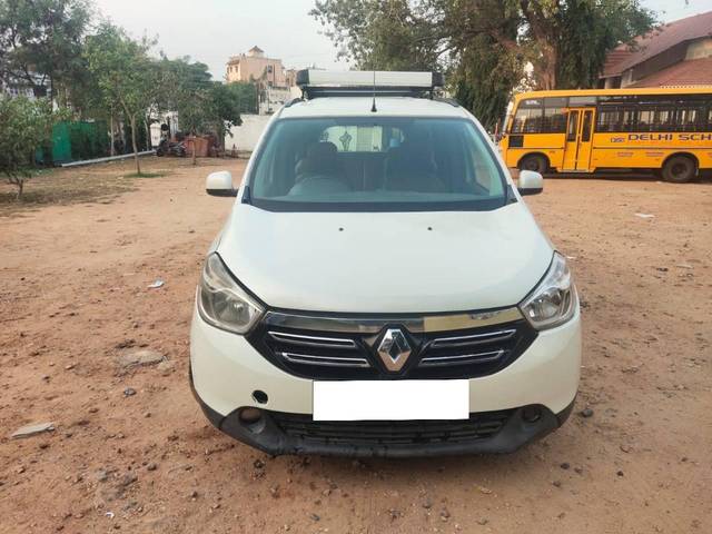 https://images10.gaadi.com/usedcar_image/4547406/original/processed_8b6aa6c0311bb9c4f9d64b1f93a14e51.jpg?imwidth=6400