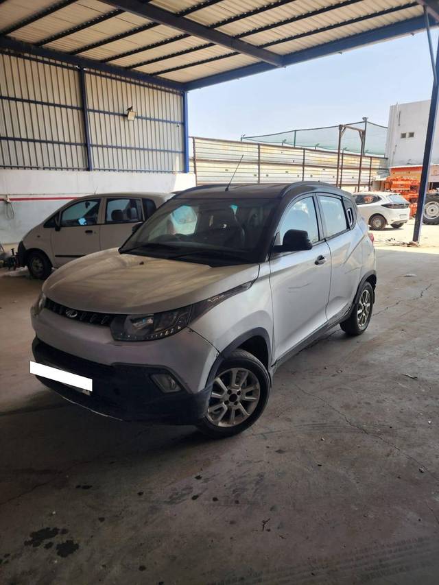https://images10.gaadi.com/usedcar_image/4547410/original/processed_53c90e69a7785382059d13b1af40b697.jpg?imwidth=6402