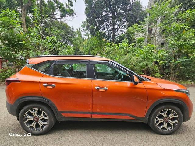 https://images10.gaadi.com/usedcar_image/4547419/original/processed_7f0c0ce424592f3ffebf9847c6eacd64.jpg?imwidth=6401