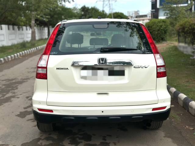 https://images10.gaadi.com/usedcar_image/4547436/original/processed_fbc8d33728fca24e27d4d6148db3b338.jpg?imwidth=6401