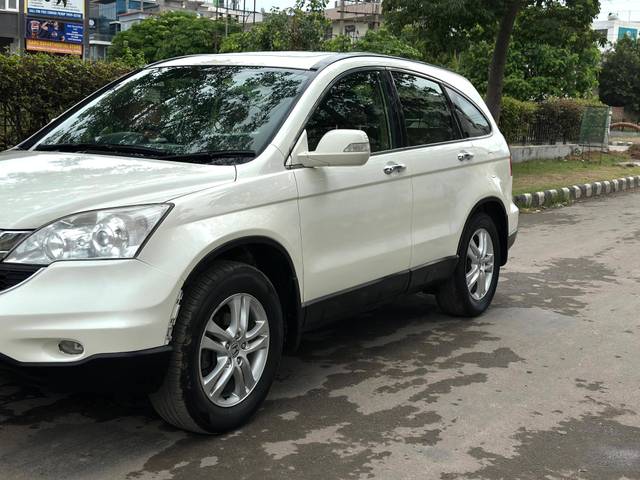 https://images10.gaadi.com/usedcar_image/4547436/original/processed_fe171e626235c4627334bc3f1890cbf0.jpg?imwidth=6402