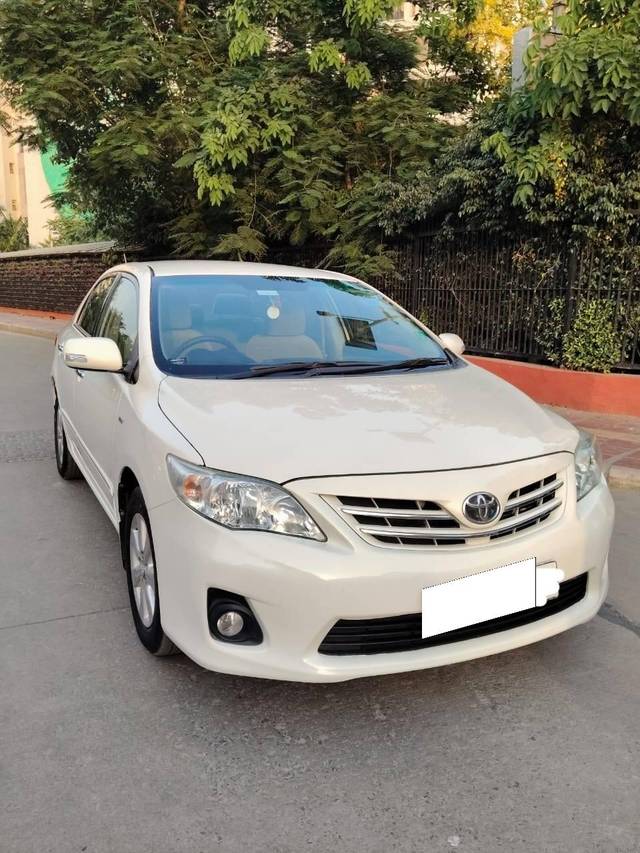 https://images10.gaadi.com/usedcar_image/4547449/original/processed_a98f1e14b3b33aadeffa62d7306b9cf6.jpg?imwidth=6400