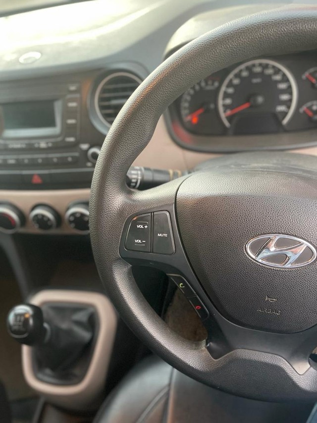 Hyundai Grand i10 Magna CNG Second-hand 2019 Hyundai Grand i10 Magna CNG for sale in Sabarkantha-12