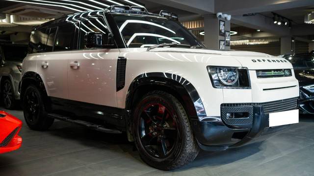 https://images10.gaadi.com/usedcar_image/4547456/original/processed_bbb9533912f7398114936fb9903cd174.jpg?imwidth=6400