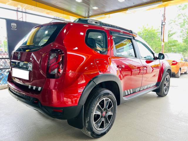 https://images10.gaadi.com/usedcar_image/4547468/original/processed_a95acaeb52a6a3981a90c45d453ac605.jpg?imwidth=6402