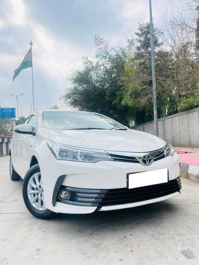 https://images10.gaadi.com/usedcar_image/4547470/original/processed_771b32e849b5ecc0e19fafab95e06a8f.jpg?imwidth=6400
