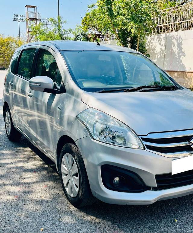 https://images10.gaadi.com/usedcar_image/4547471/original/processed_acbe41ecc12624f97ee23279910b1254.jpg?imwidth=6400