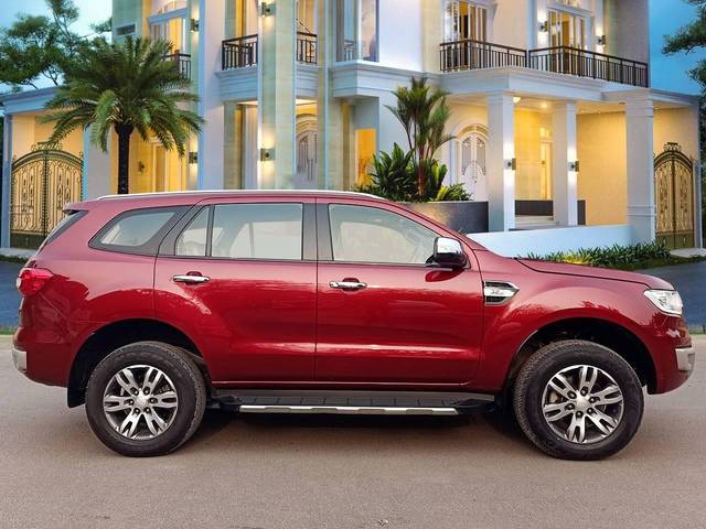 https://images10.gaadi.com/usedcar_image/4547472/original/processed_26701f15b0a363a07fe47552d5290182.jpg?imwidth=6401