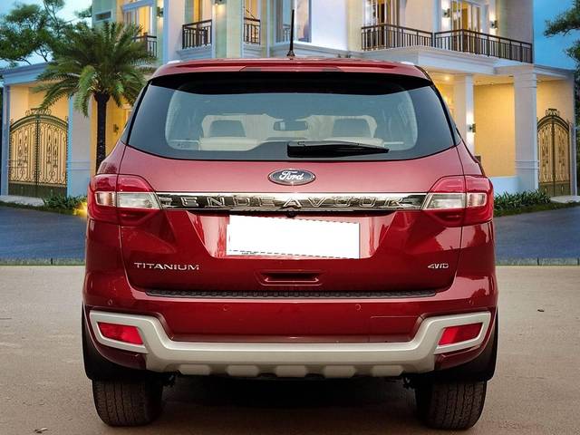 https://images10.gaadi.com/usedcar_image/4547472/original/processed_3f48b1e1ba23c3446f74228bf1108ad0.jpg?imwidth=6402
