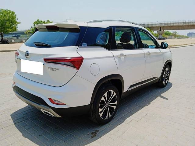 https://images10.gaadi.com/usedcar_image/4547474/original/processed_7db31ace1eb475692bdbb80fc905289c.jpg?imwidth=6401