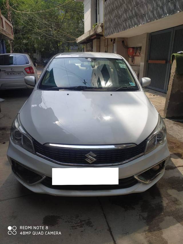 https://images10.gaadi.com/usedcar_image/4547477/original/processed_5a907f4bc49565cb427c533e7b193875.jpg?imwidth=6401