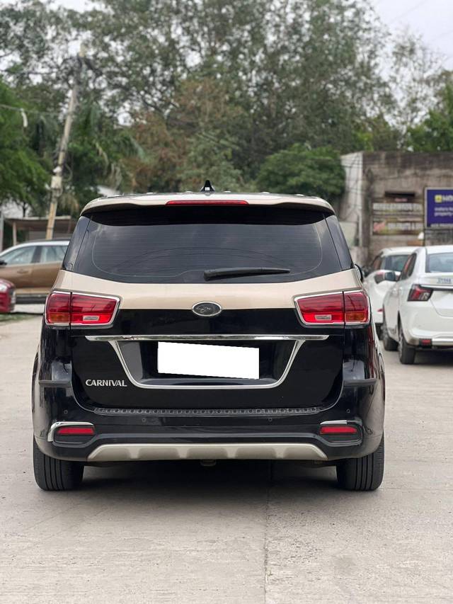 https://images10.gaadi.com/usedcar_image/4547487/original/processed_33c7e7653fd5d3ff1fb07251ccbe05fe.jpg?imwidth=6401