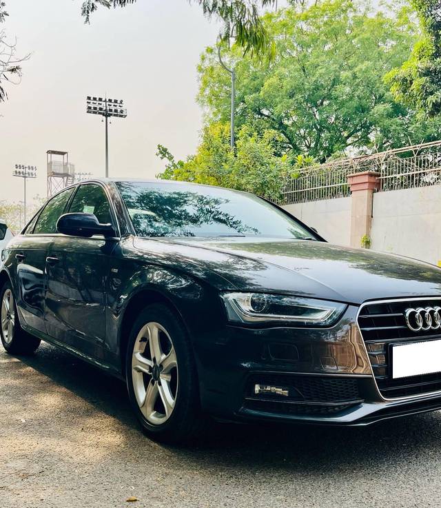 https://images10.gaadi.com/usedcar_image/4547491/original/processed_ea7b781cf7edfb5e460b187be5c87d67.jpg?imwidth=6400