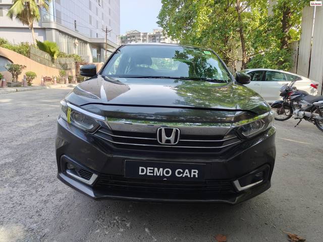 https://images10.gaadi.com/usedcar_image/4547496/original/5f6790185615b23cc5d03a62339e2f63.jpg?imwidth=6400