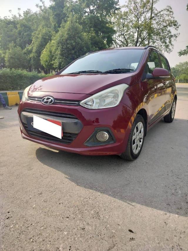 https://images10.gaadi.com/usedcar_image/4547507/original/processed_7581bc9b-5d94-41c0-b95d-0769de6fbc61.jpg?imwidth=6402