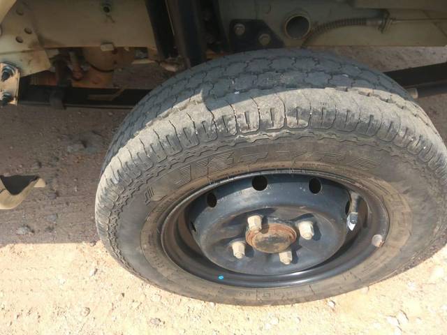 https://images10.gaadi.com/usedcar_image/4547519/original/processed_26b21797da550cedb90d04ad3a198927.jpg?imwidth=6402
