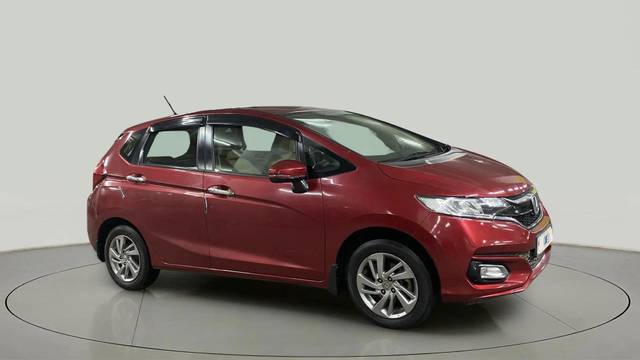 https://images10.gaadi.com/usedcar_image/4547554/original/36e51420c8ec03d249c8b2fb51b9ce6b.jpg?imwidth=6400