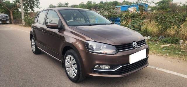 https://images10.gaadi.com/usedcar_image/4547557/original/processed_7df1aaa1817b1cd7e8bb28e6a6f14073.jpg?imwidth=6400