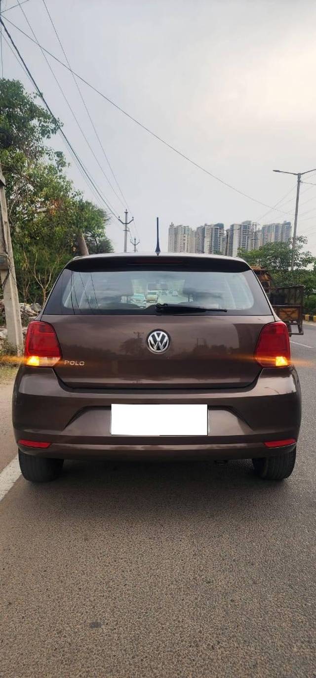 https://images10.gaadi.com/usedcar_image/4547557/original/processed_e272c21cef481cd2f8b27d0e5bd59d43.jpg?imwidth=6402