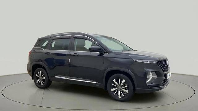 https://images10.gaadi.com/usedcar_image/4547563/original/f5c08b50671a118492895a1db898e7da.jpg?imwidth=6400