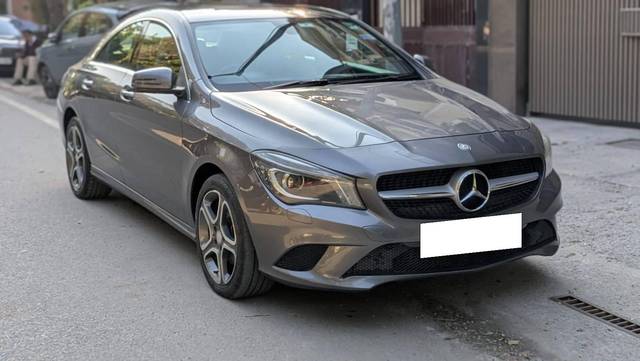 https://images10.gaadi.com/usedcar_image/4547583/original/processed_e621f36b6266b587da6a84cd464cbf98.jpg?imwidth=6400