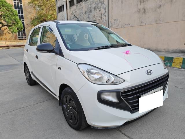 https://images10.gaadi.com/usedcar_image/4547599/original/processed_e247580c0efccd0b1ef82adcb5548007.jpg?imwidth=6400