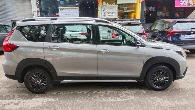 https://images10.gaadi.com/usedcar_image/4547623/original/processed_8315d068-203e-4498-aa52-b54a03f68a83.jpg?imwidth=6401
