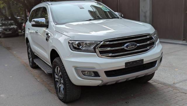 https://images10.gaadi.com/usedcar_image/4547640/original/processed_1d4545de63e644e4295683ec7f1c961f.jpg?imwidth=6400