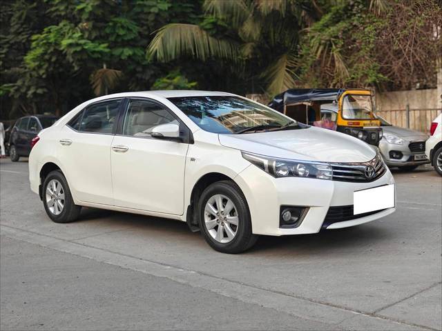 https://images10.gaadi.com/usedcar_image/4547643/original/processed_2307f452c3daed7fc47cd1504c40618b.jpg?imwidth=6400
