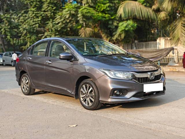 https://images10.gaadi.com/usedcar_image/4547690/original/processed_133c53b83b7838165f742dda4256a3a6.jpg?imwidth=6400
