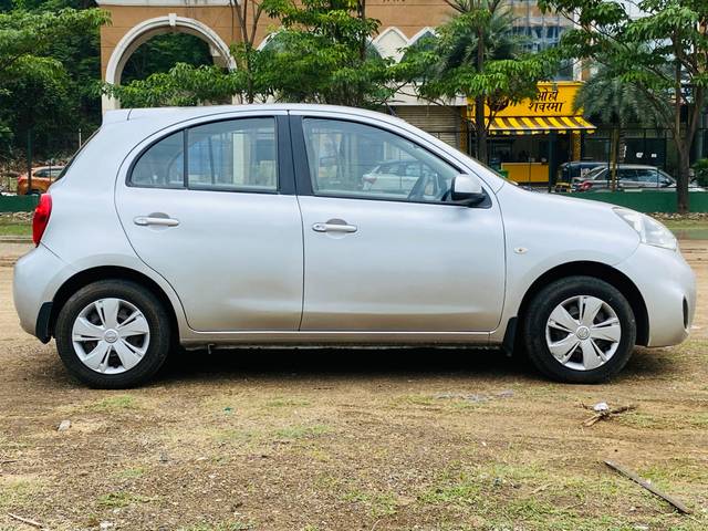 https://images10.gaadi.com/usedcar_image/4547691/original/15fe851a54a9fbd830816a9c9ceaba8b.jpg?imwidth=6401