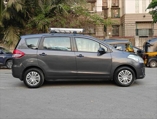 https://images10.gaadi.com/usedcar_image/4547695/original/processed_05153c041fac7abeecaf7e96a7de4f1e.jpg?imwidth=6401