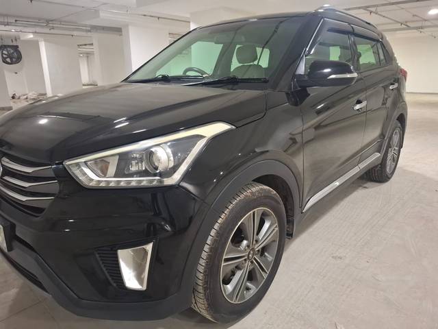 https://images10.gaadi.com/usedcar_image/4547700/original/e3434ab271f338b2c37fb7c398b1ea24.jpg?imwidth=6402