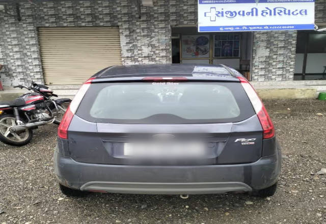https://images10.gaadi.com/usedcar_image/4547705/original/511f4a30-aa10-43c0-baeb-275fb4f1103f.?imwidth=6402